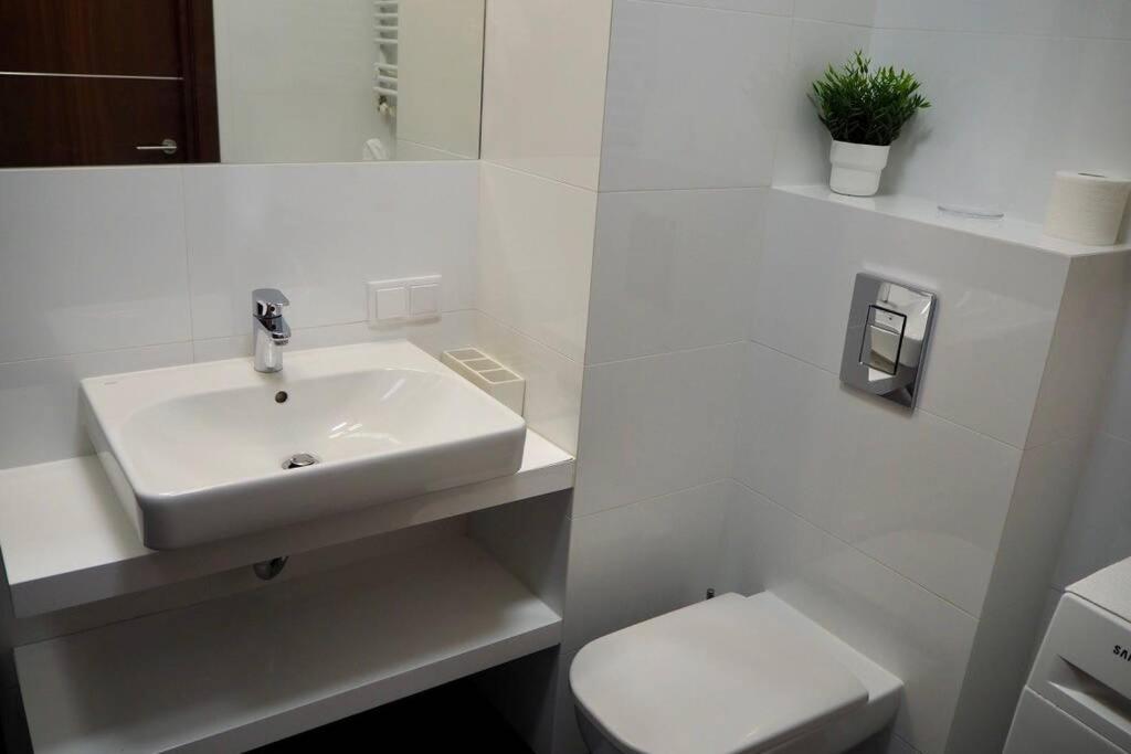 Apartment Wilanow Close To Town Hall And Palace *