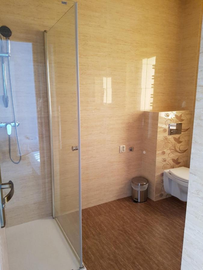 Mleczna - Metro Zacisze Albergue Varsóvia