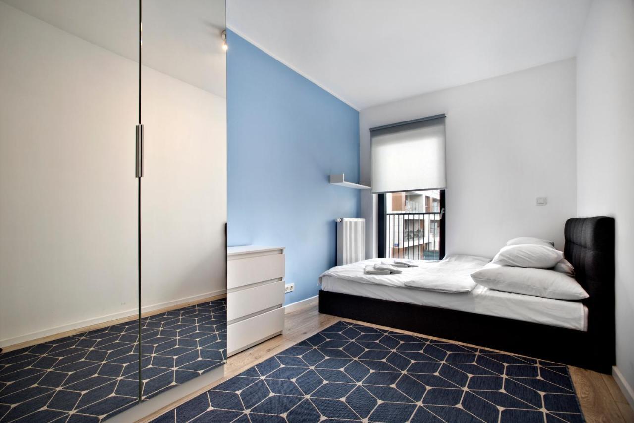 2 Bedrooms Przasnyska P&o Serviced Apartament Warszawa