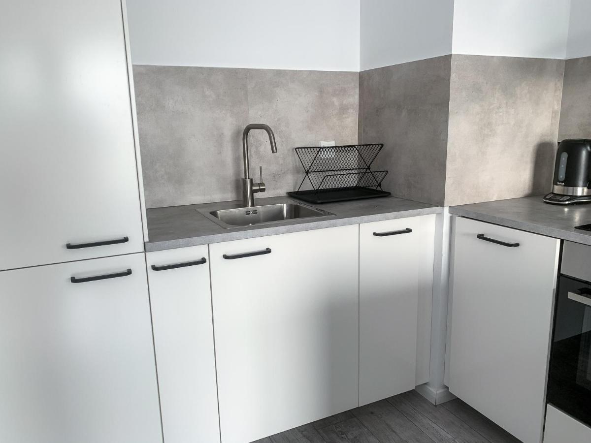Wygodny Apartament Mokotow Sluzewiec Ul Cybernetyki Apartment *