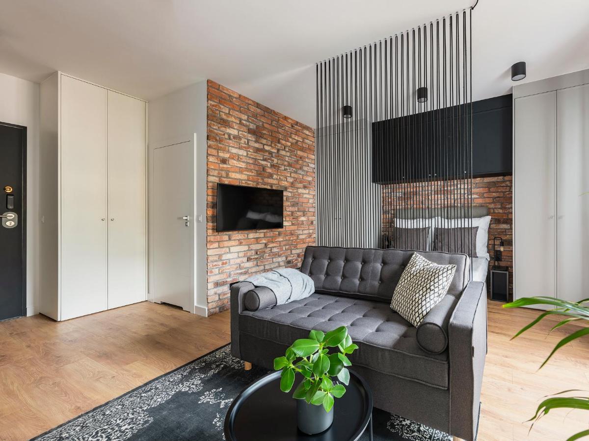 Apartment Yoursecondflat Grzybowska Metropoint Warsaw