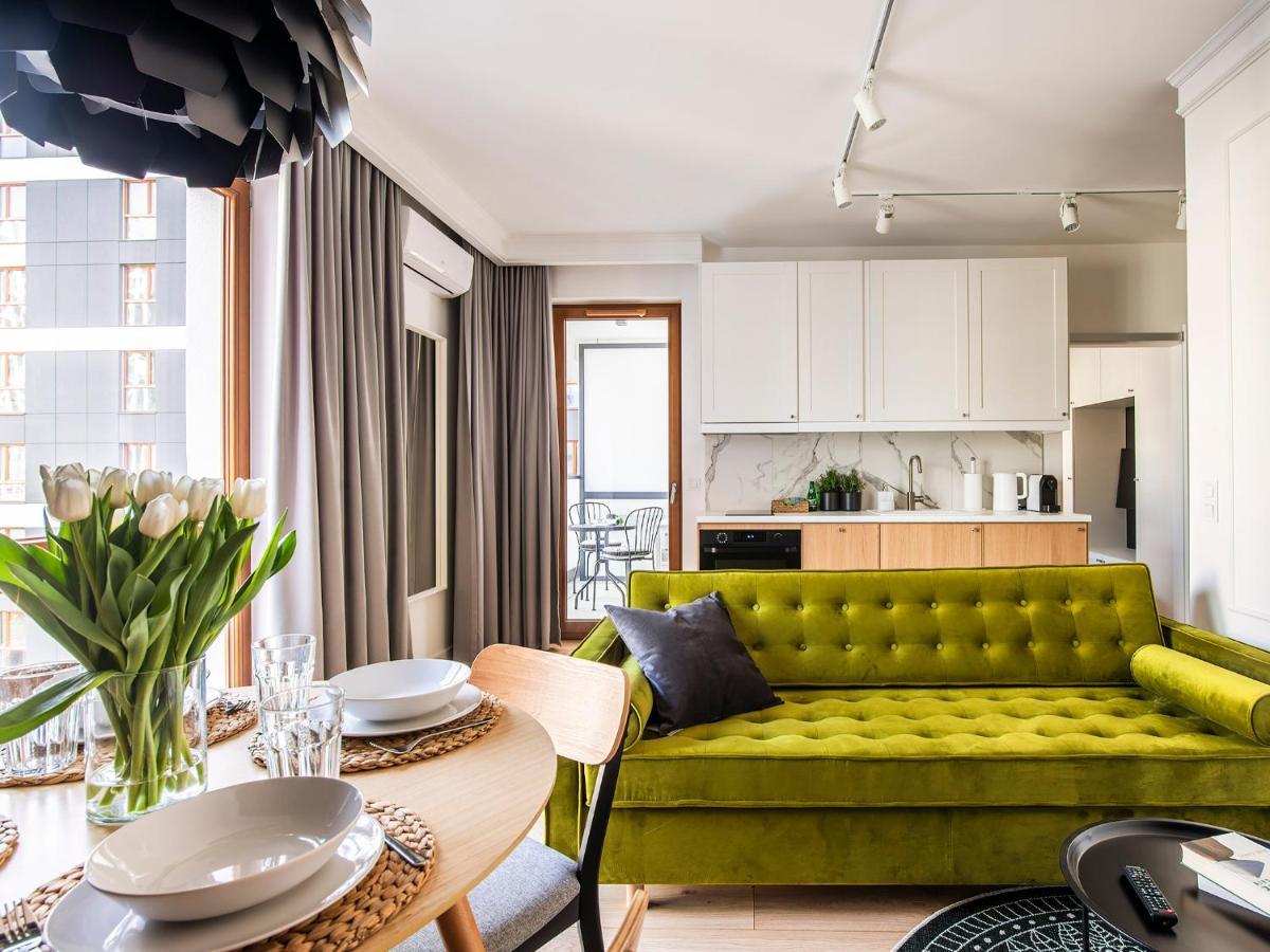 Apartment Yoursecondflat Grzybowska Metropoint *