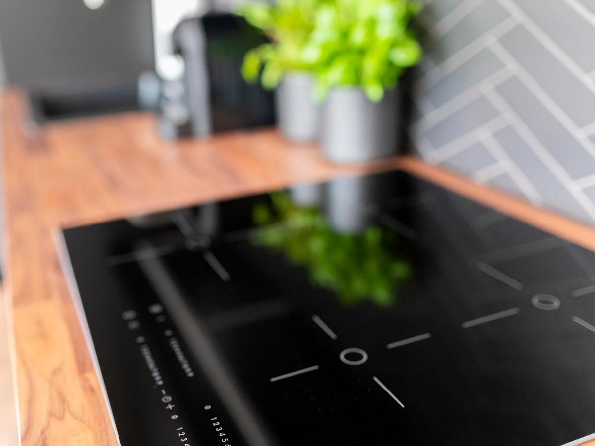 Apartment Yoursecondflat Grzybowska Metropoint