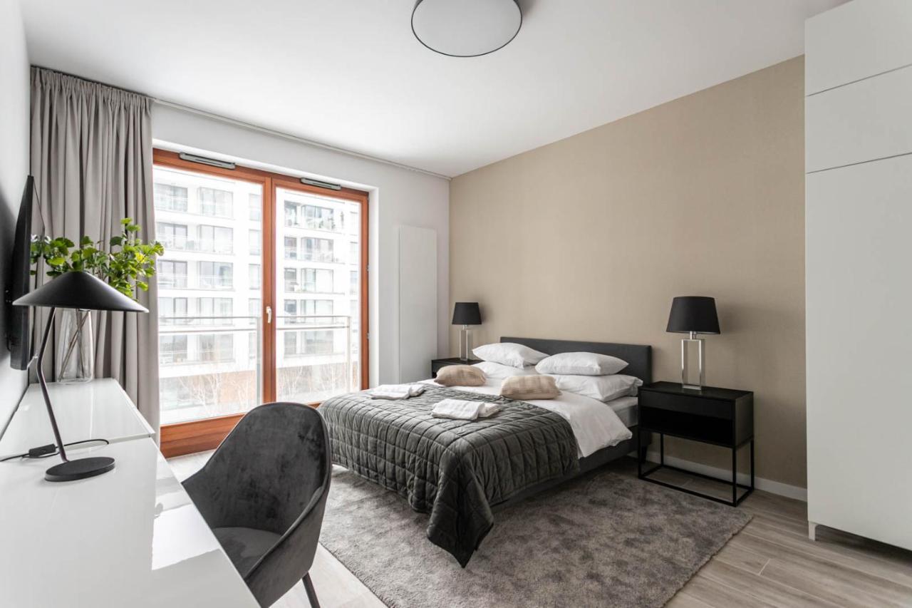 Apartament Grzybowska 4 *