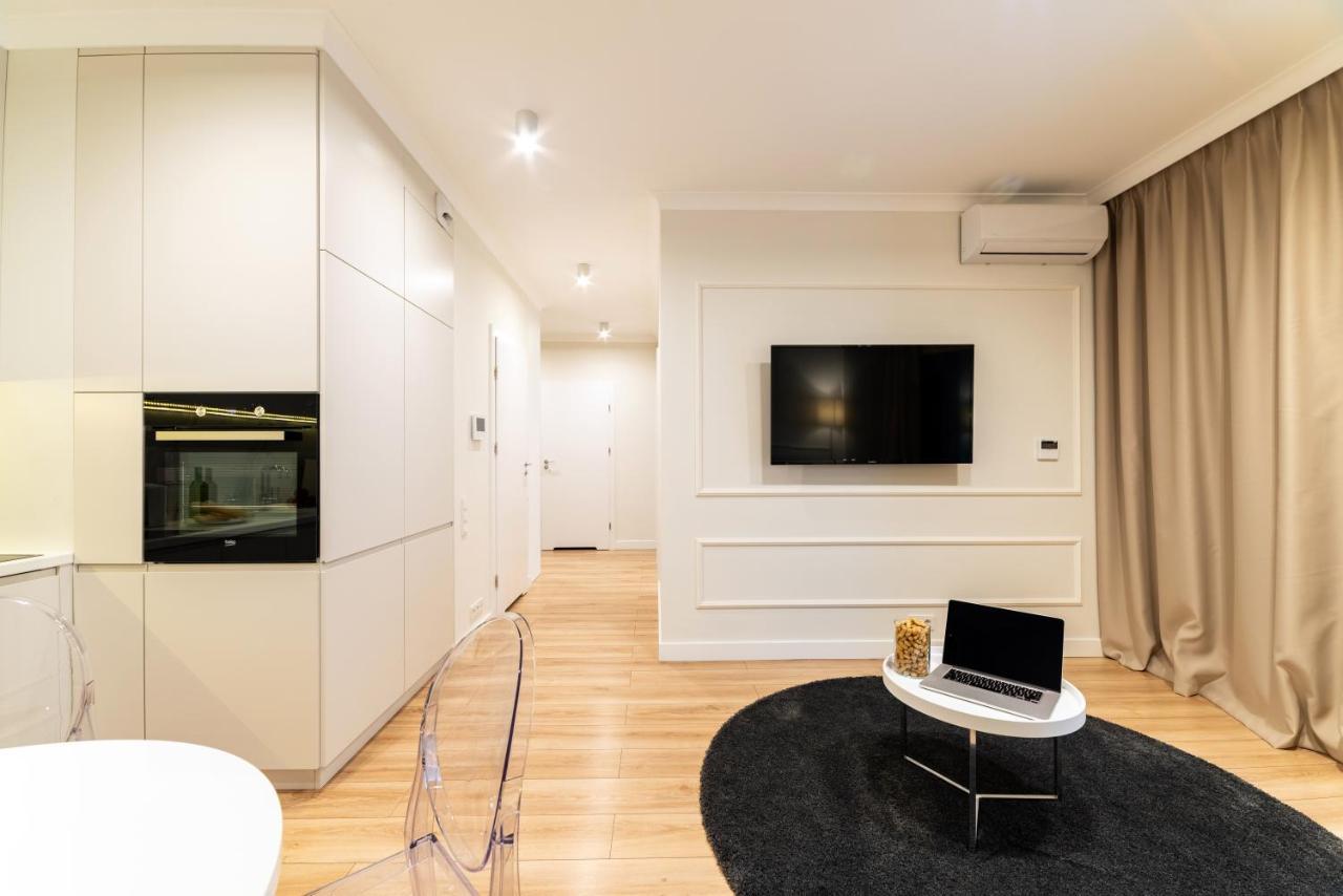 Apartment Mennica I *