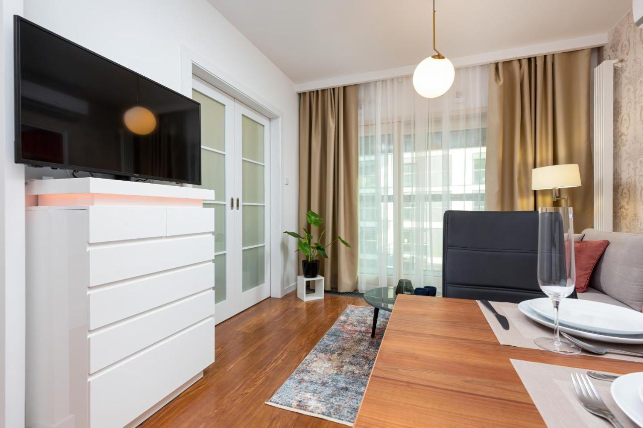 Royal Center Mennica By Renters Apartamento Varsóvia
