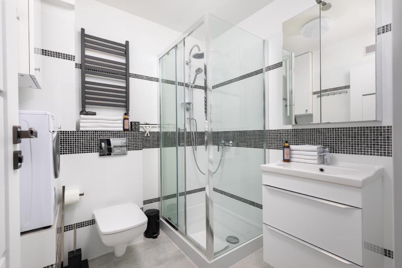 Apartment Rent Like - Plac Grzybowski 6 *