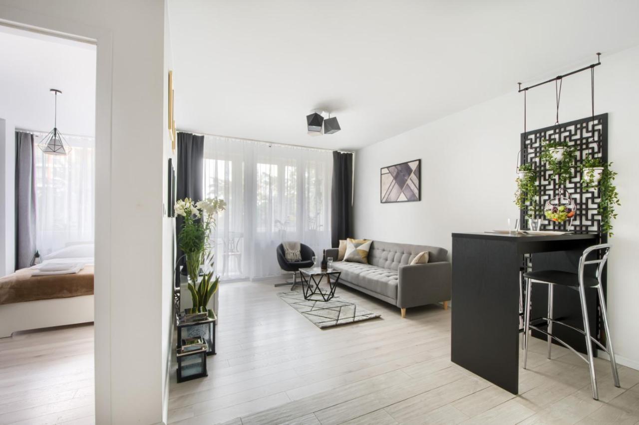 Superapart Solidarnosci 66 Apartment