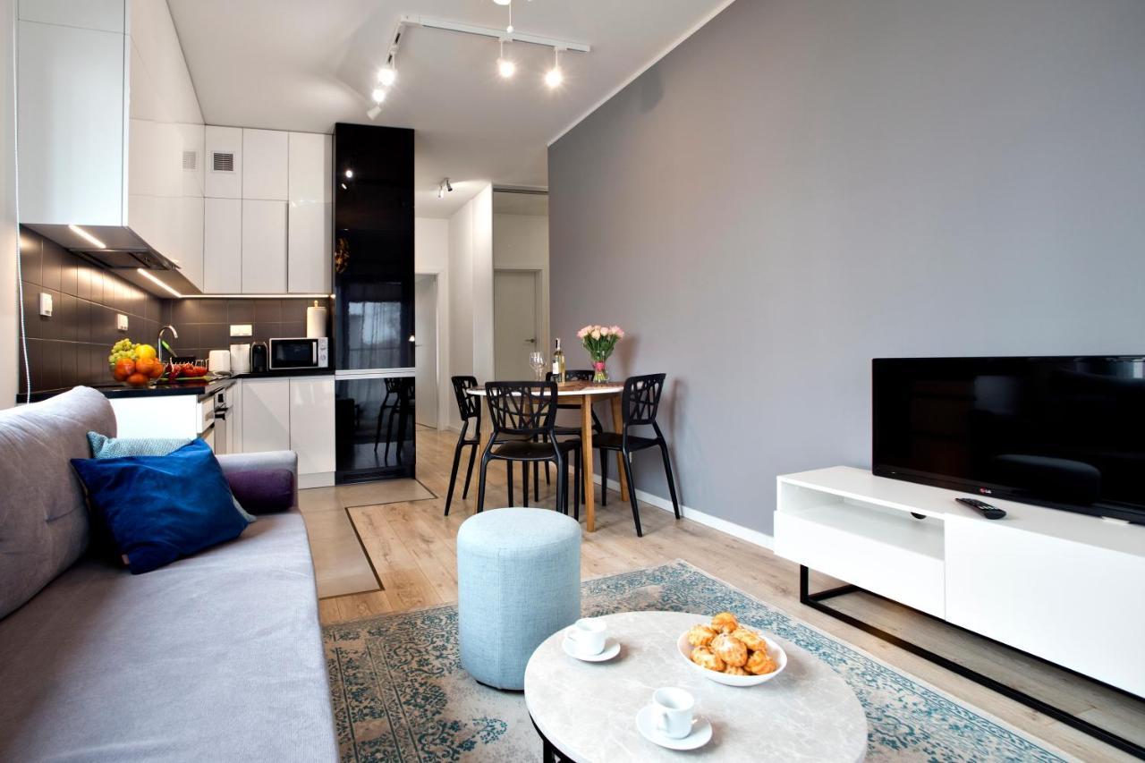 2 Bedrooms Przasnyska P&o Serviced Apartament Warszawa