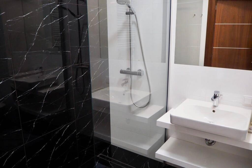 Apartment Wilanow Close To Town Hall And Palace *