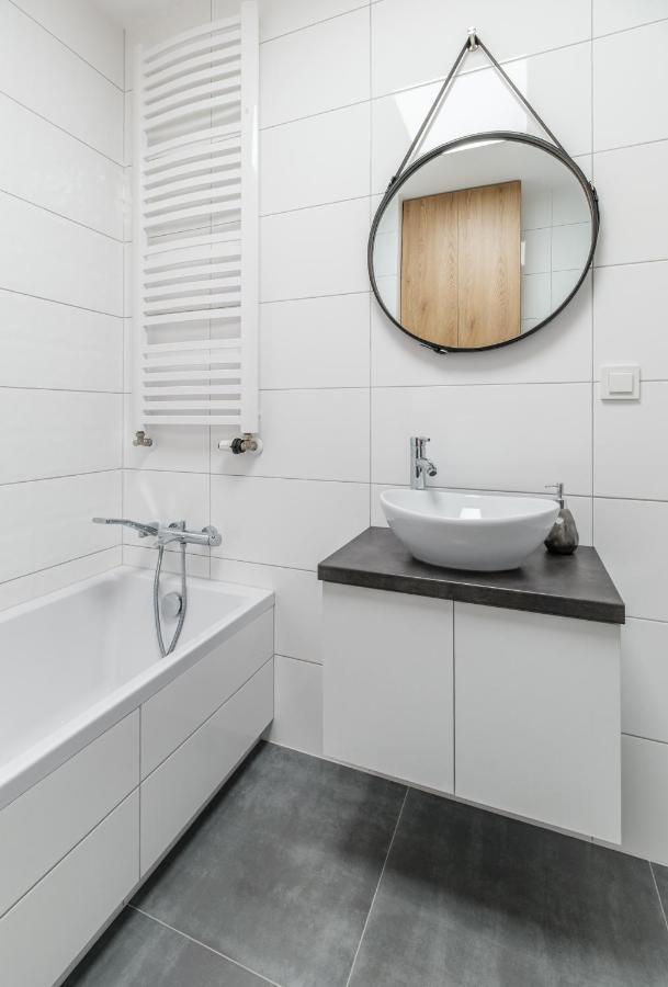 Inside Business Centre Apartment *