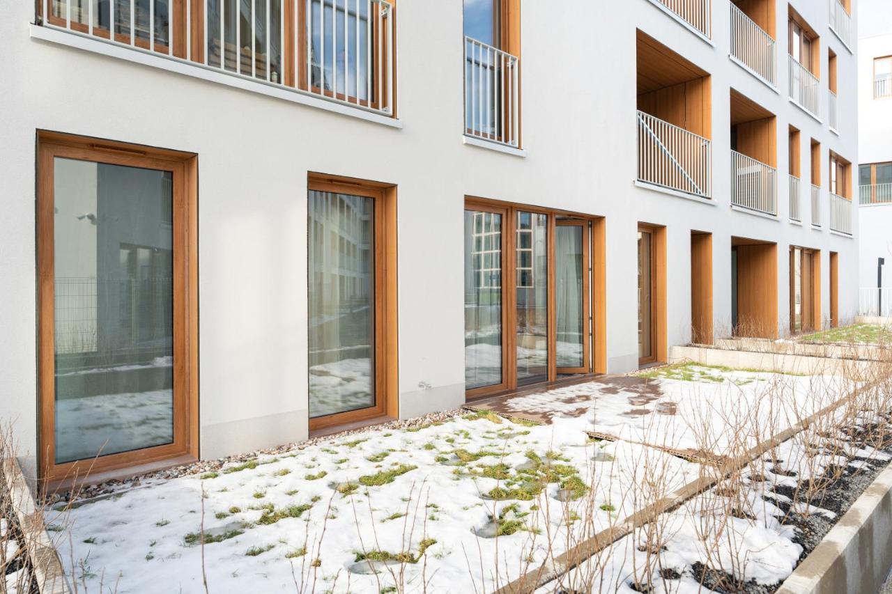 Superapart Aignera 4, Family Friendly Oasis Apartment