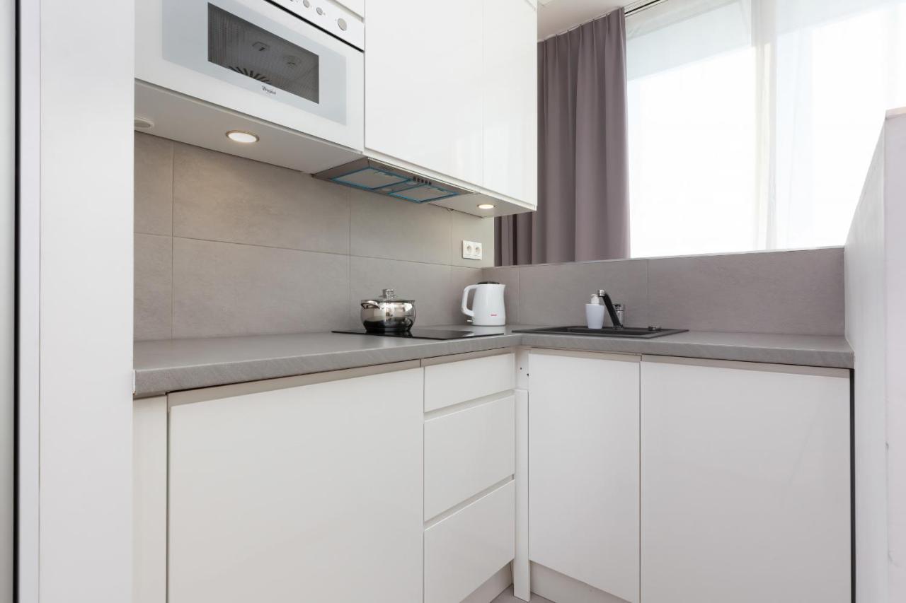 Apartment By Renters *