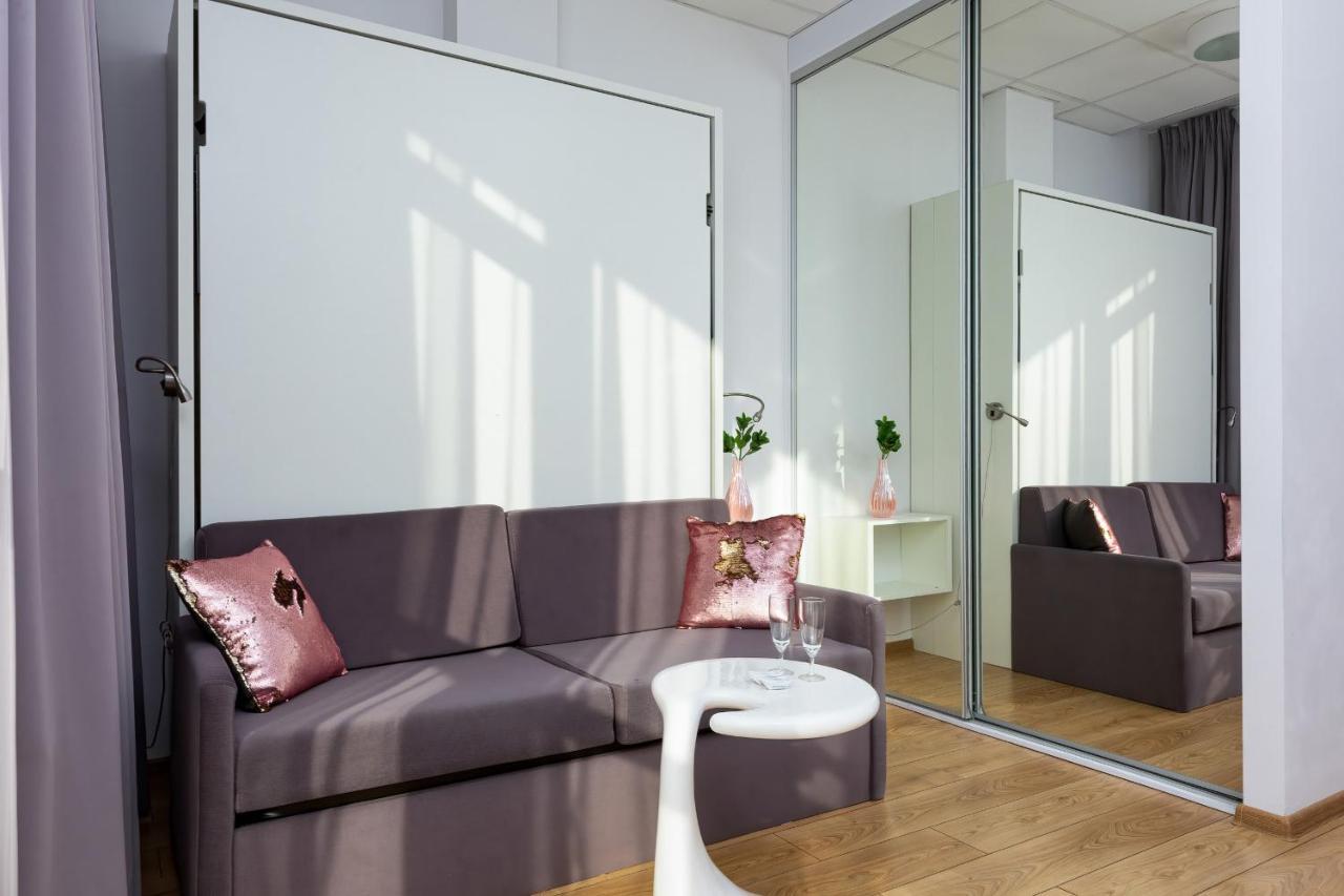 By Renters Apartment