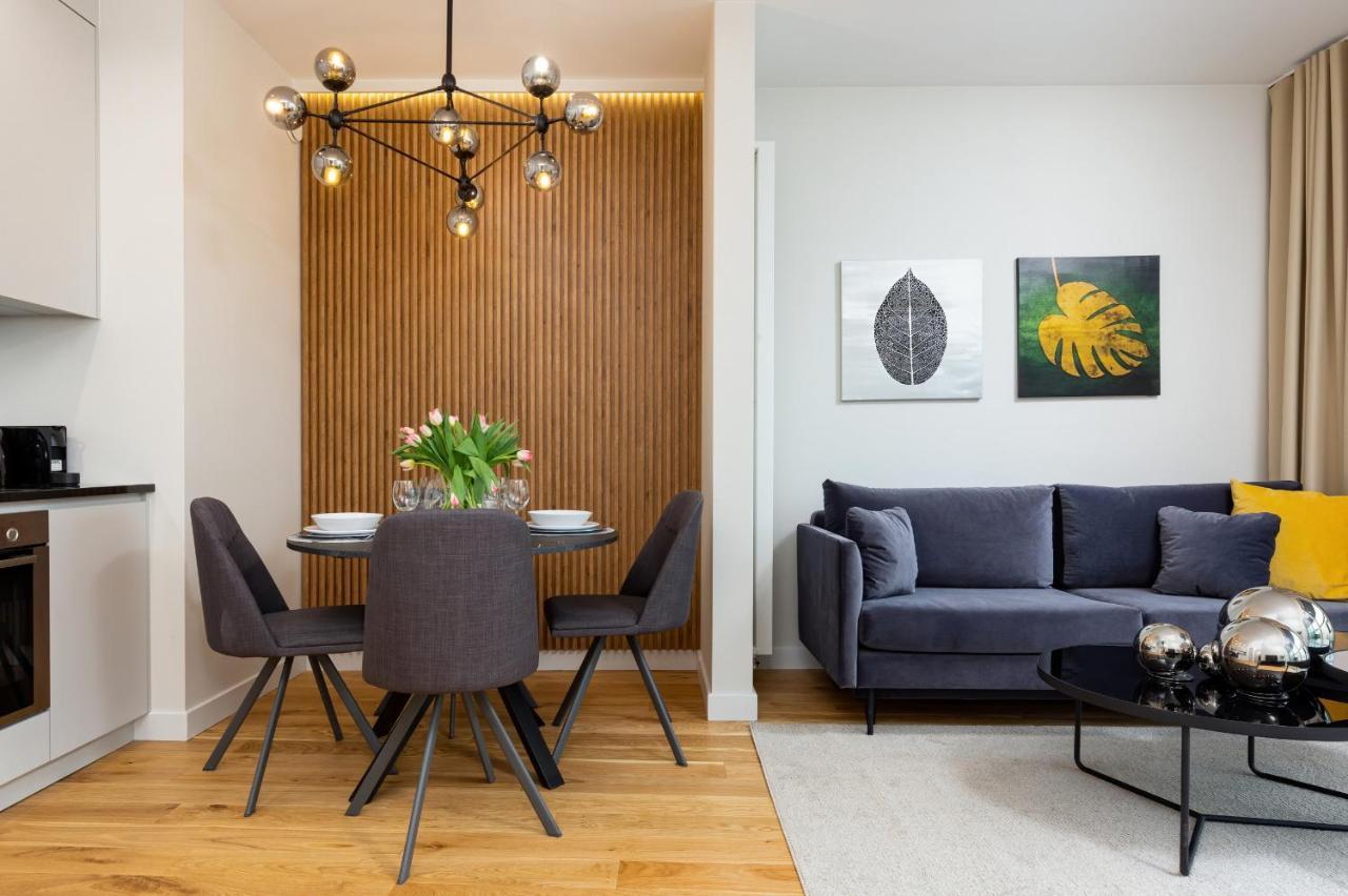 Mennica - Center By Renters Prestige