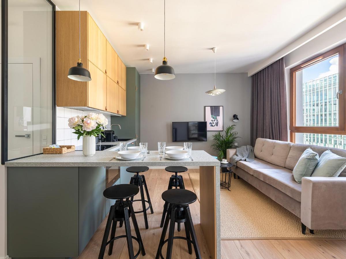 Apartment Yoursecondflat Grzybowska Metropoint Warsaw
