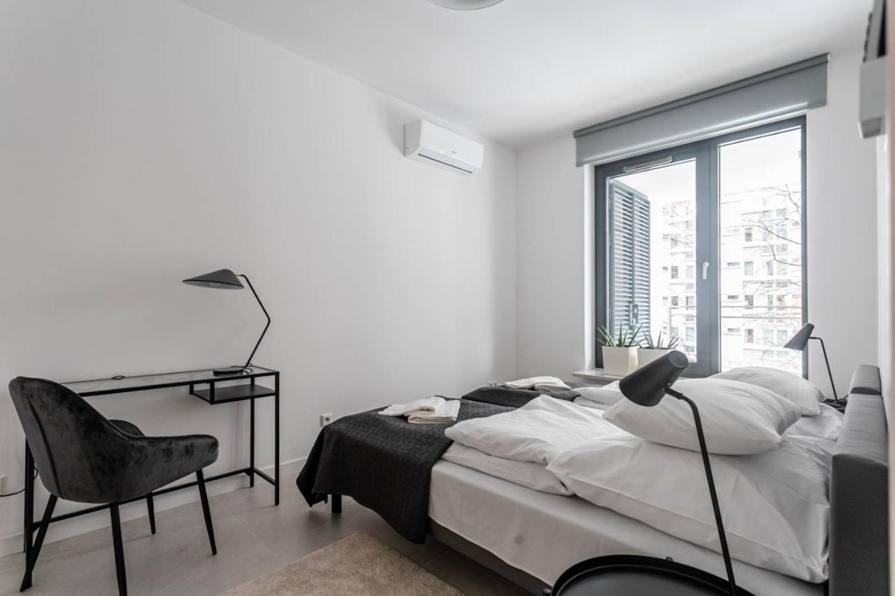 Grzybowska 4 Apartament