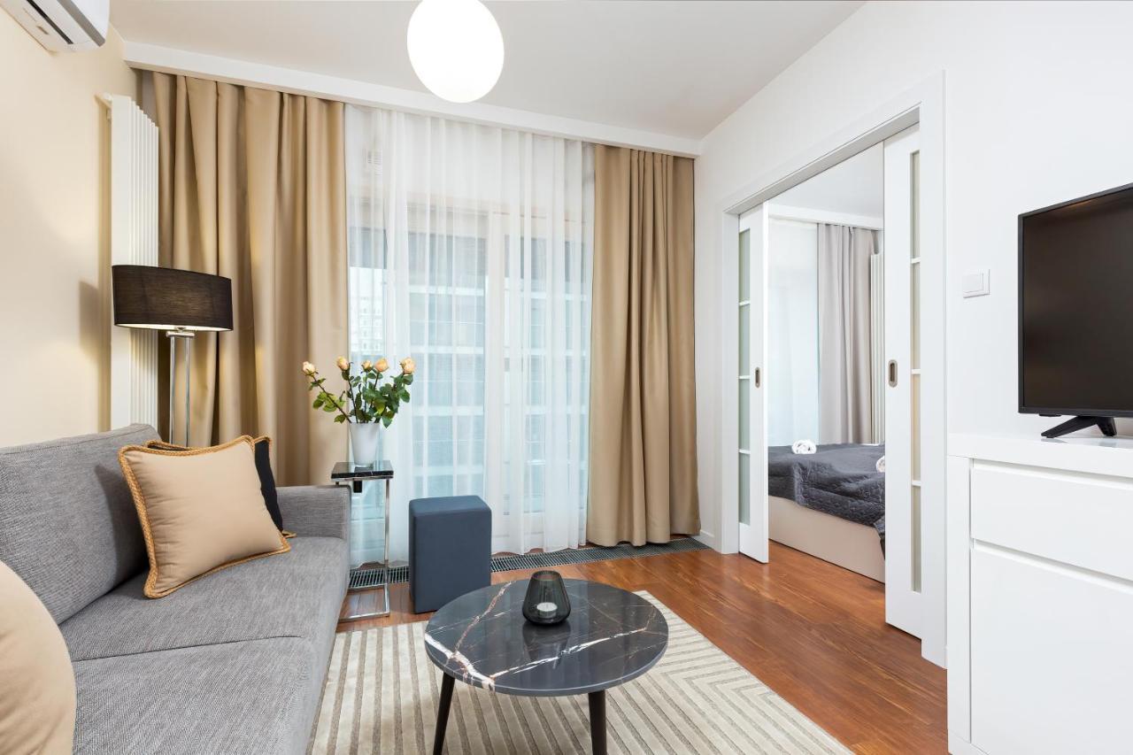 Royal Center Mennica By Renters Apartamento