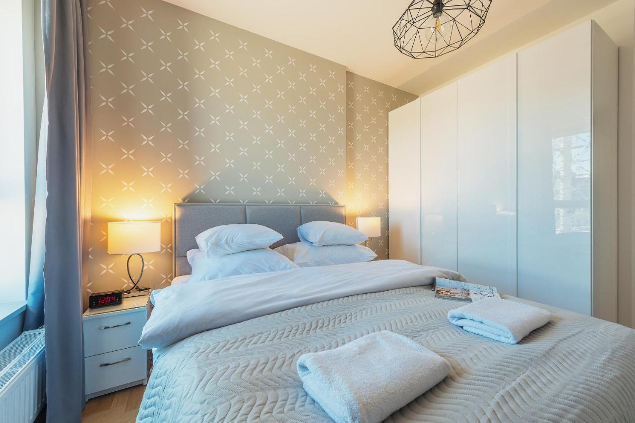 Apartment Konstruktorska P&o Serviced Warsaw
