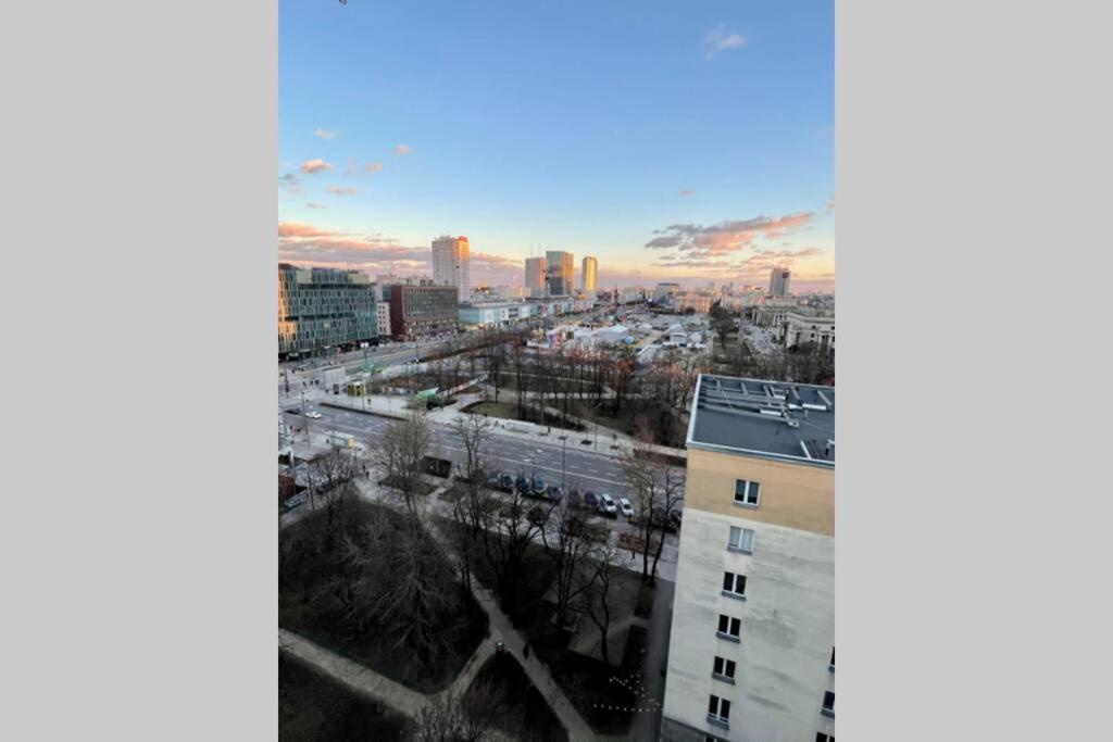 Apartament Super Brown 2x Metro Nowy Wifi Netflix Spotify Panorama Miasta