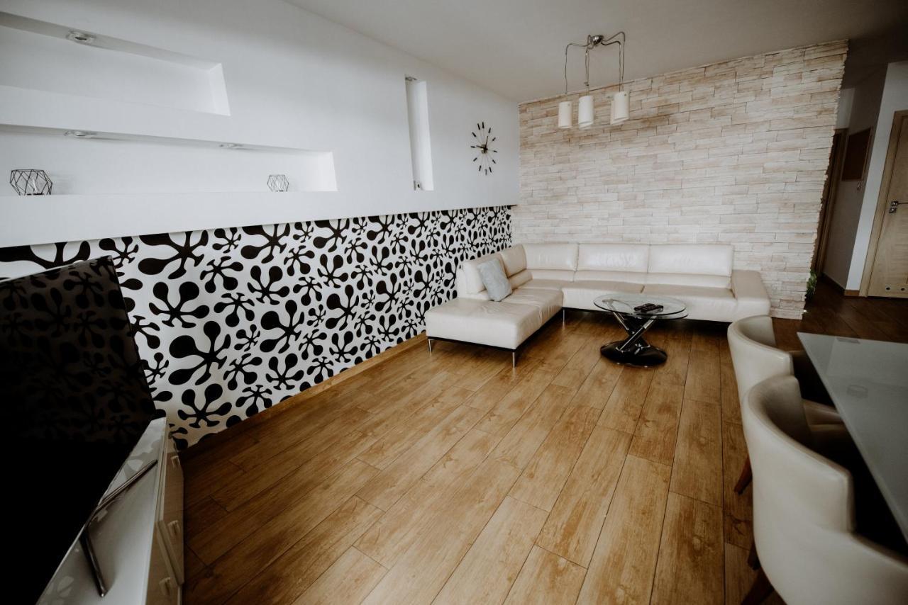 Apartment The Pearl Of Warsaw-subwaystop&free Parking Warsaw