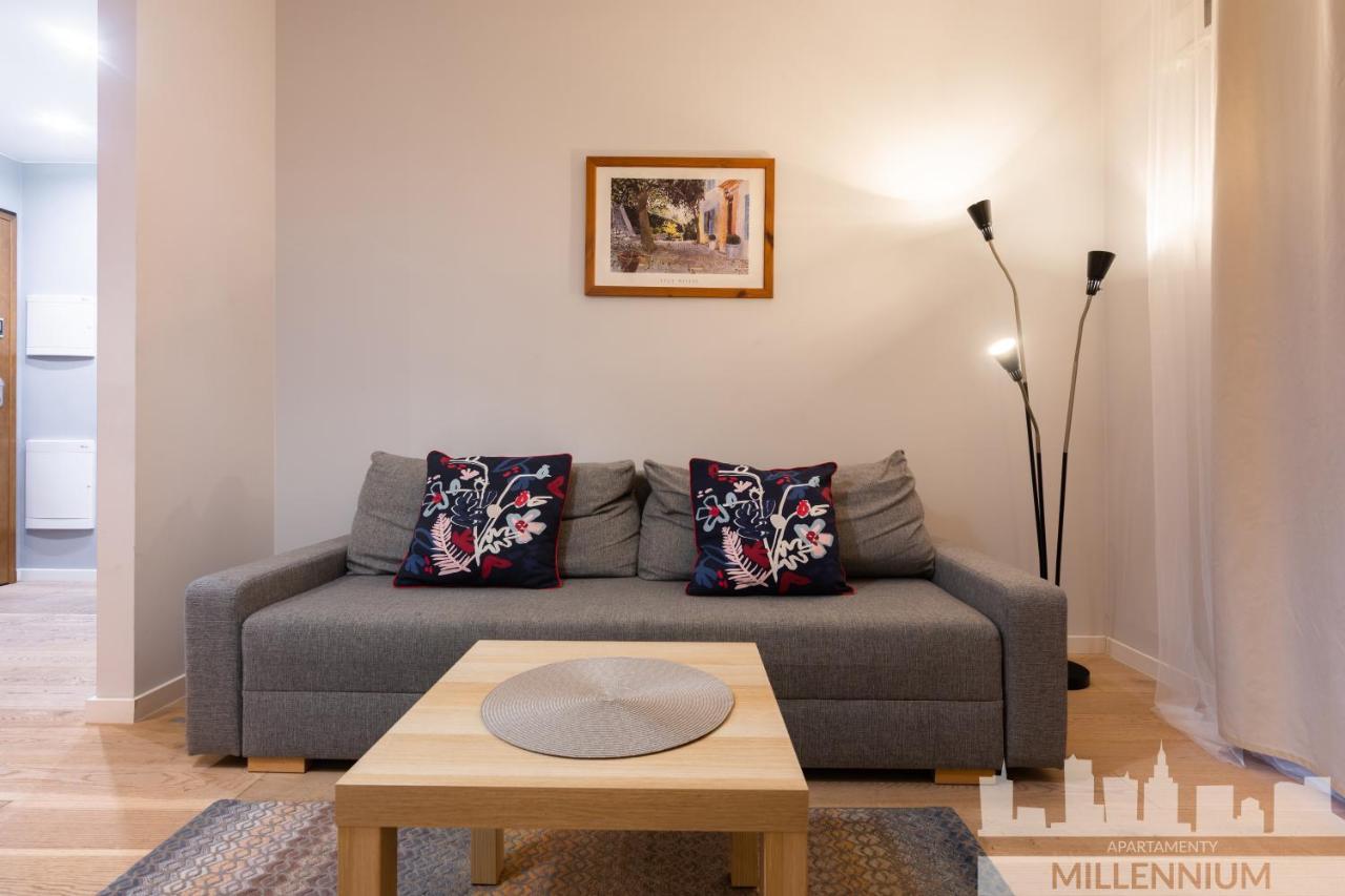 Jm Millennium Port Apartment