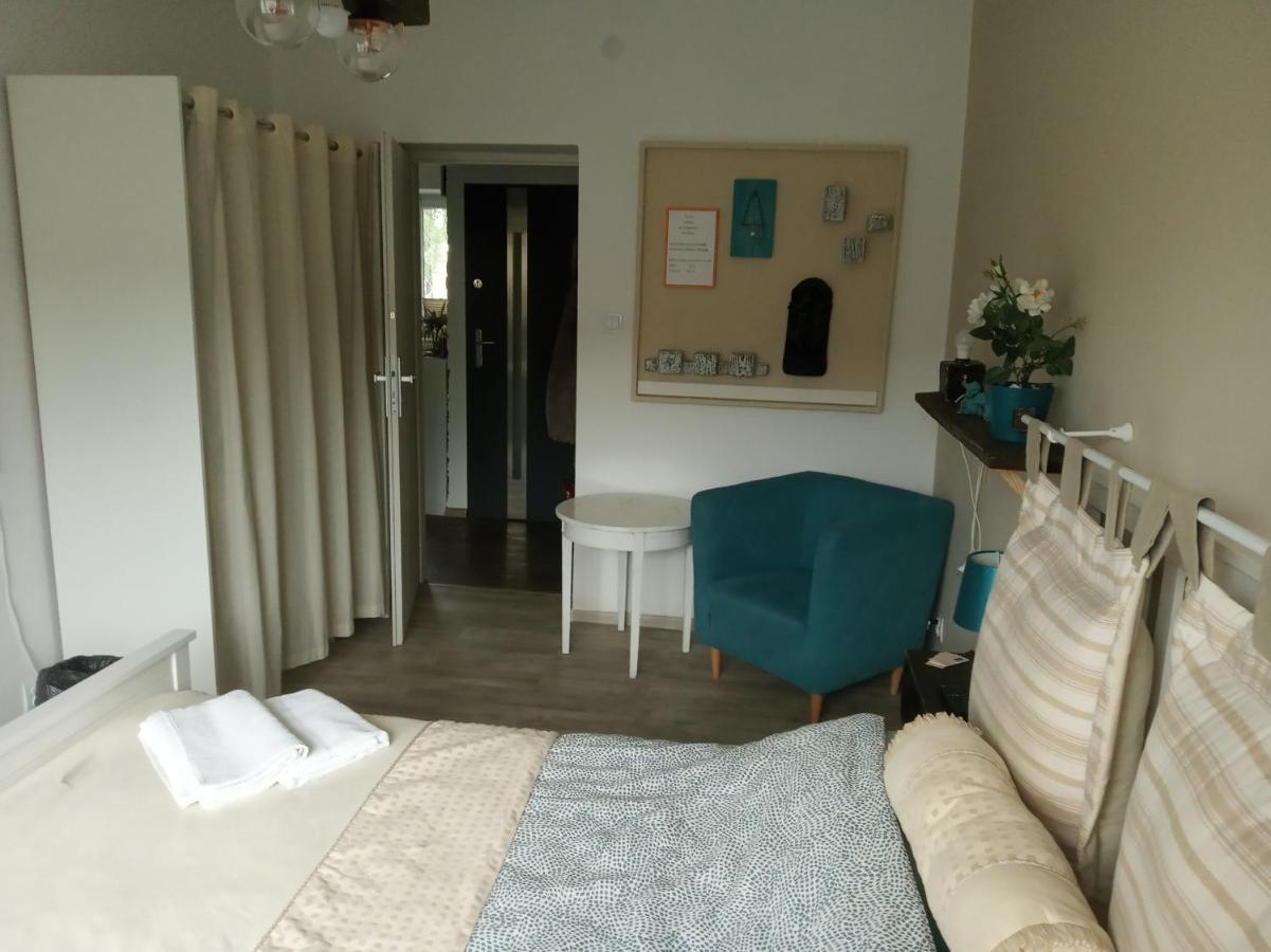 Apartament For *