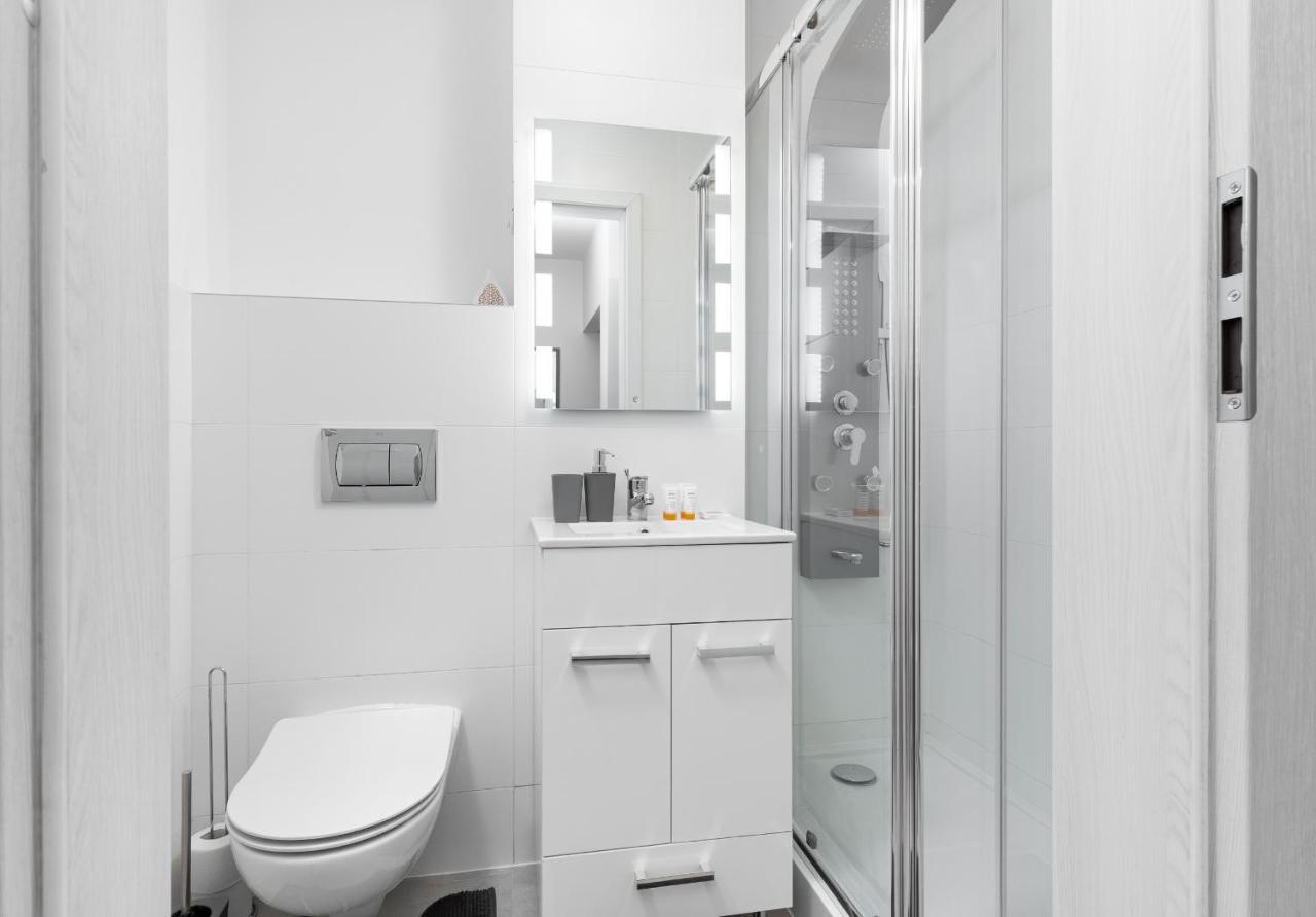 Apartamento Studio Center Zlota Street By Renters *