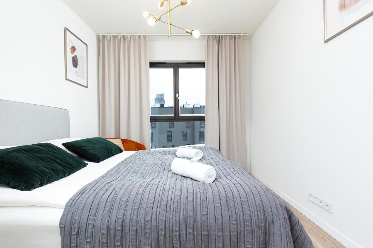 Metro Plocka Exquisite By Renters Apartment *