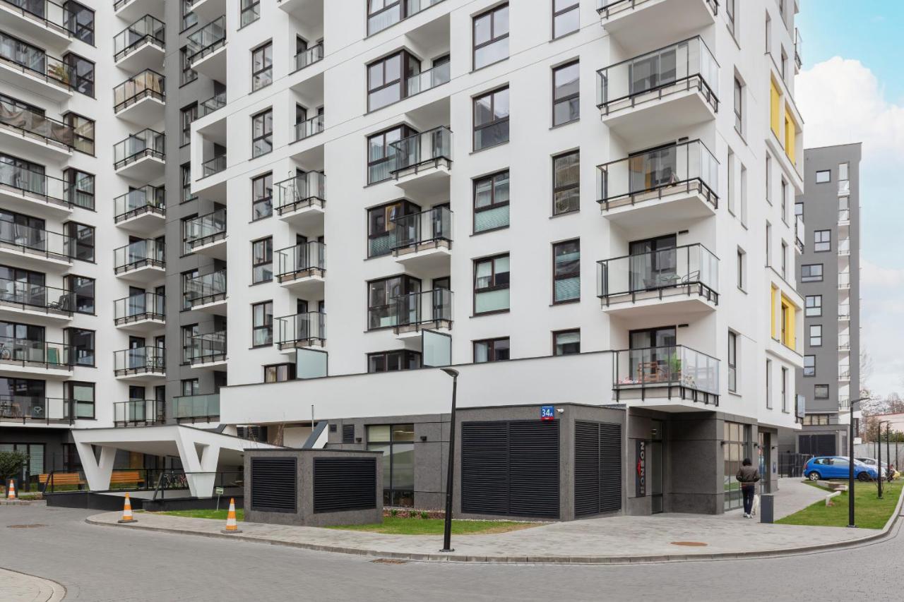 Metro Plocka Exquisite By Renters Warsaw