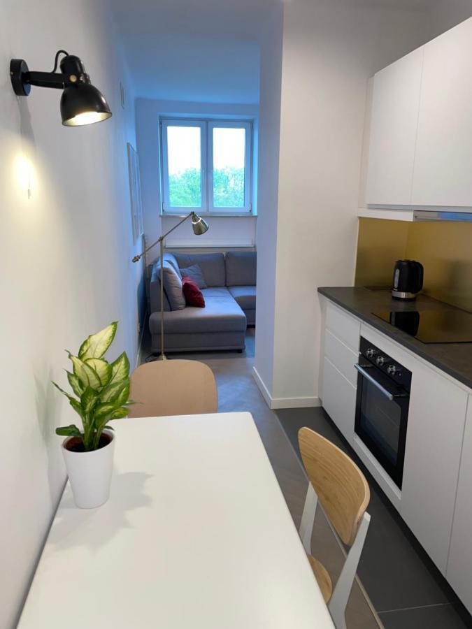 Apartamento Sasiad Syrenki - Old Town Varsóvia