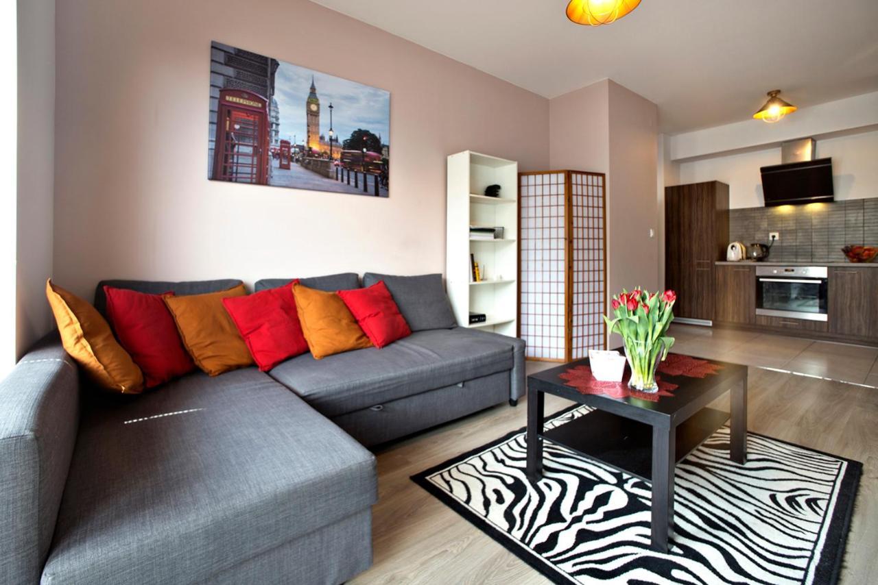 Airport Okecie Klobucka P&o Serviced Apartament