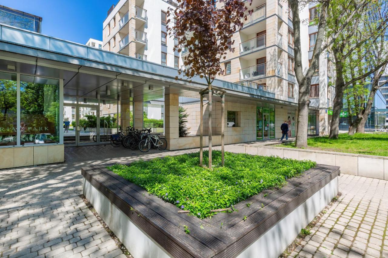 Mokotow Obrzezna By Renters Warsaw