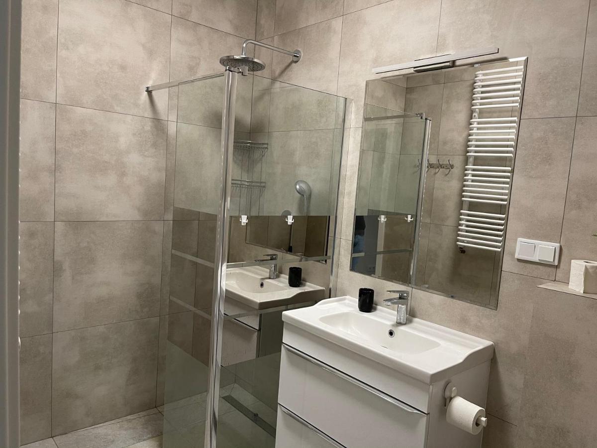 Prestige Medical Apartment Near Medicover Hospital & Paley Institute Wilanow Center Apartment *