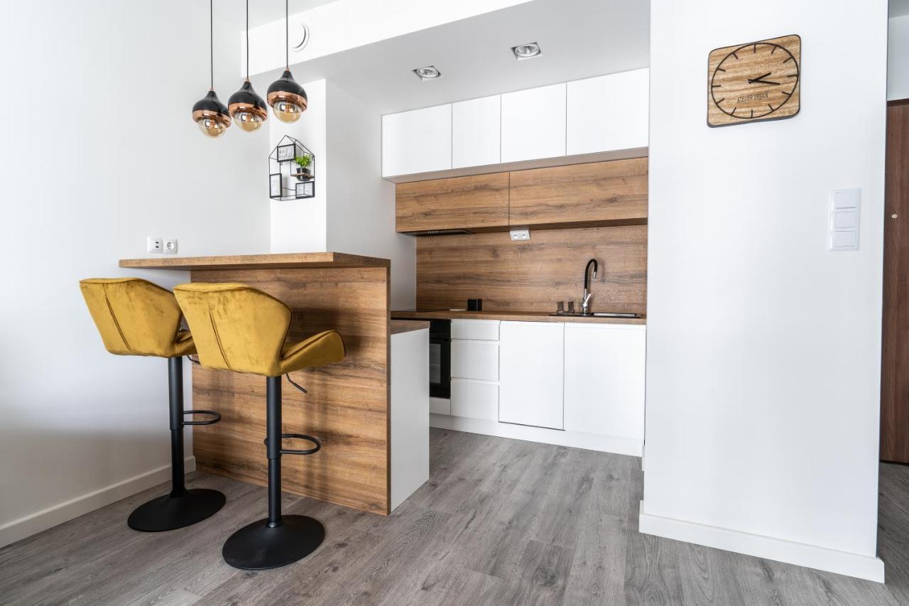 Apartment Mennica - Golden - Center