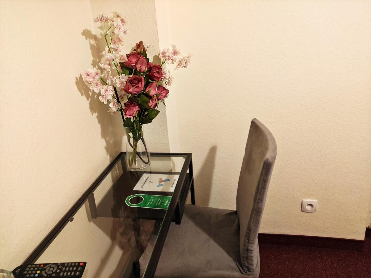 Helvetia - Private And Bed & Breakfast