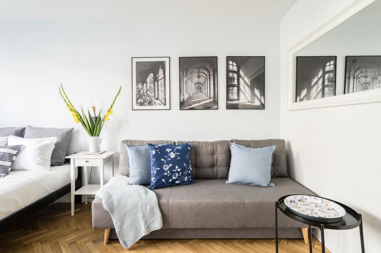 New In Fancy Neighborhood Apartment