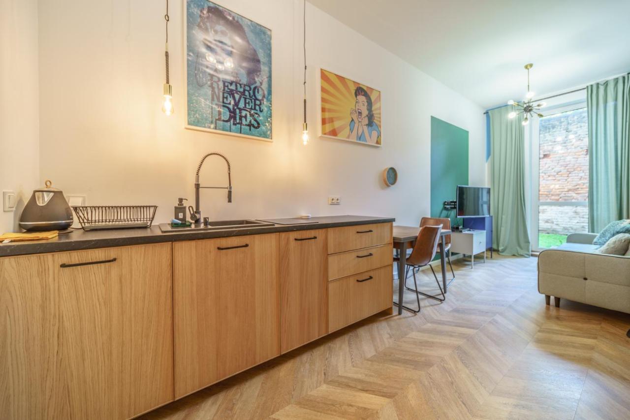 Bright And Spacious- Golden Apartments- Old Town *