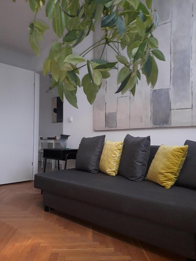 Guest house Kredytowa - Downtown *