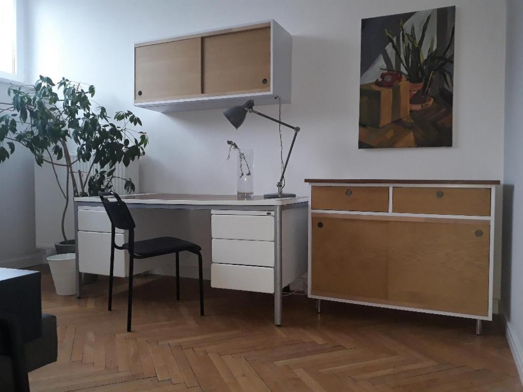 Kredytowa - Downtown Guest house Warsaw