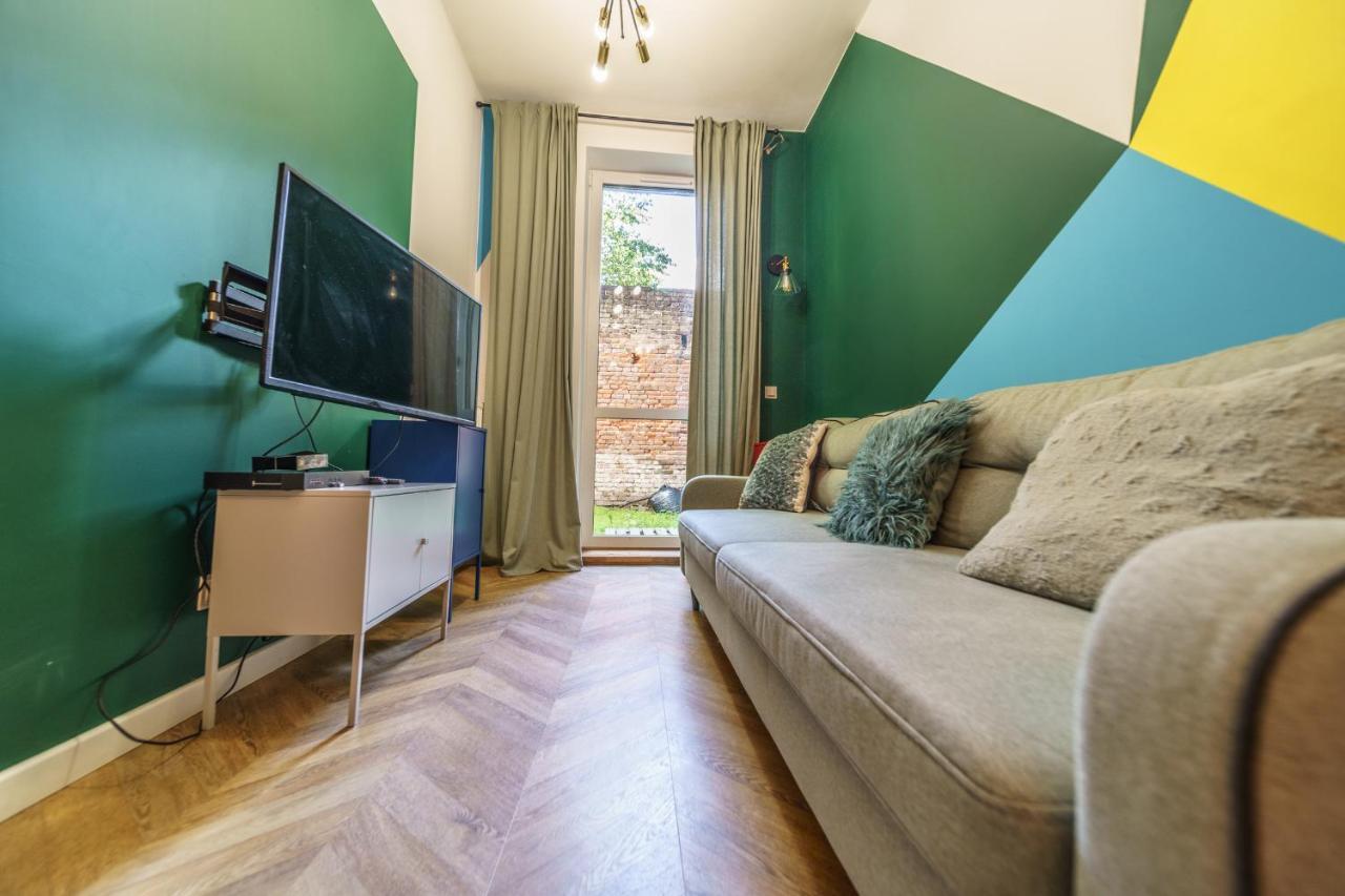 Bright And Spacious- Golden Apartments- Old Town