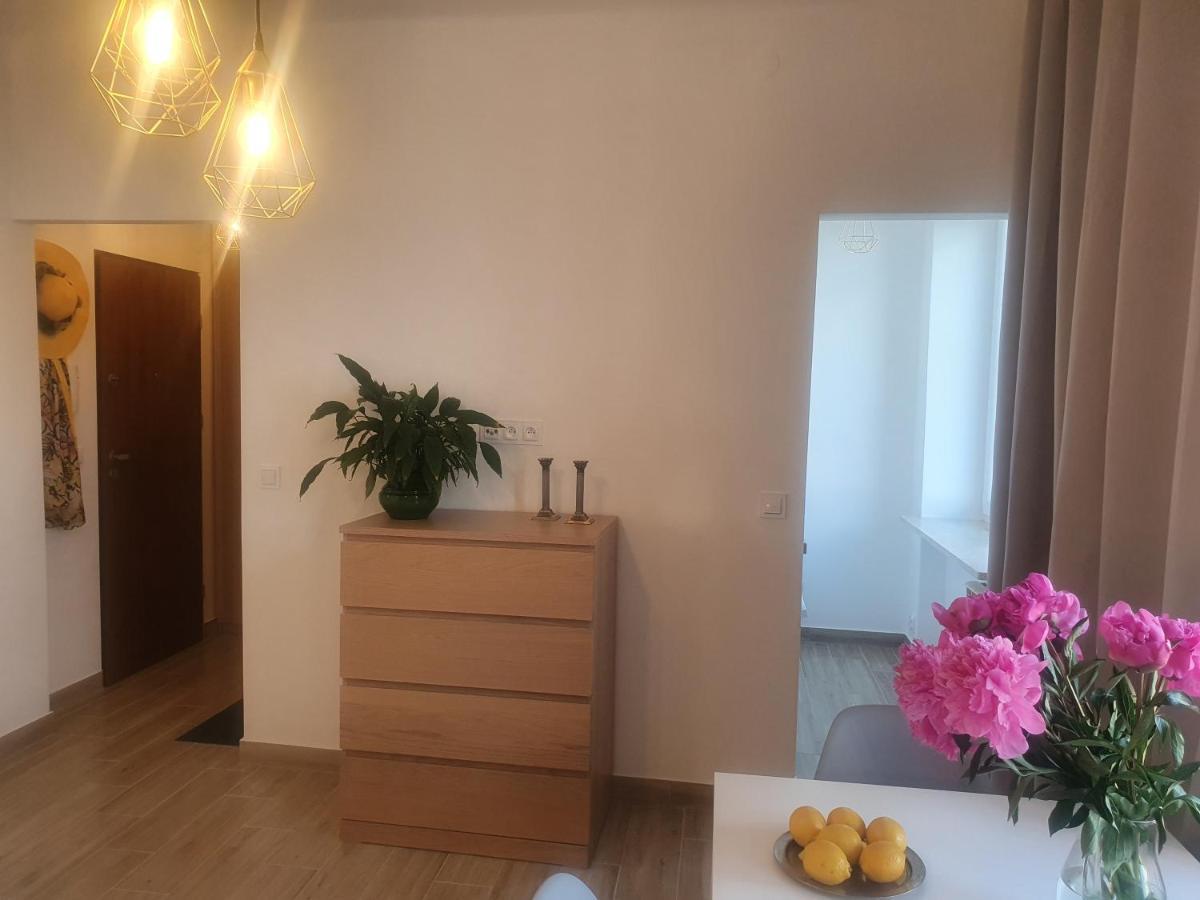 Flat Femina Street Warsaw