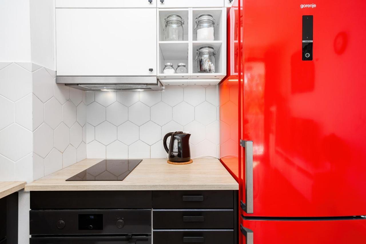 Business Center By Renters Apartament