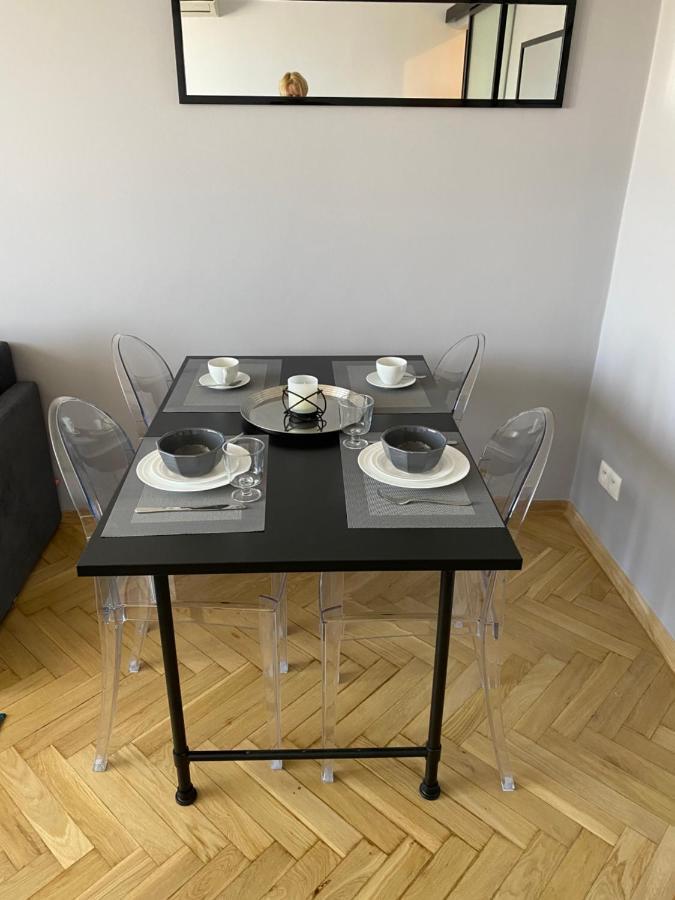 Apartment Apartament Emilian