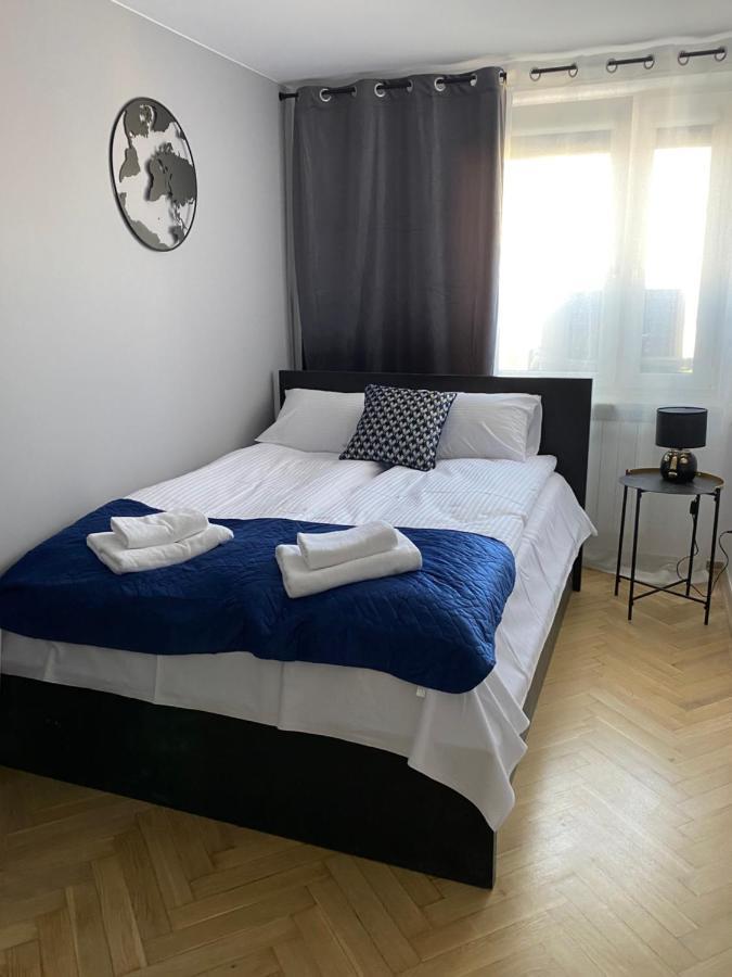 Apartament Emilian Apartment