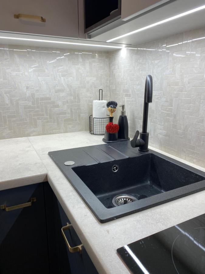 Apartament Emilian Apartment