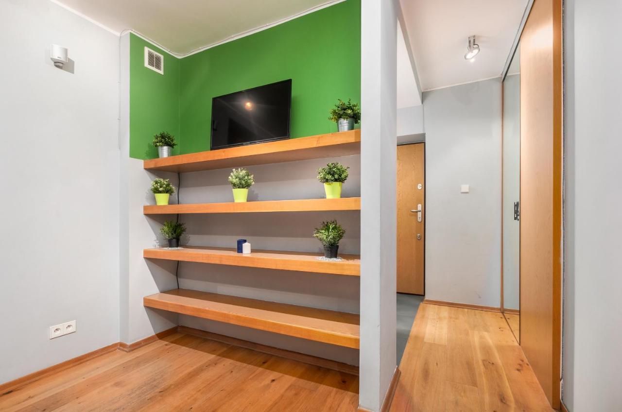 Apartment Hoza City Center By Renters Warsaw