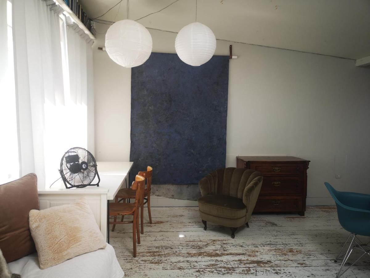 White Loft Stare Bielany Vintage Slow