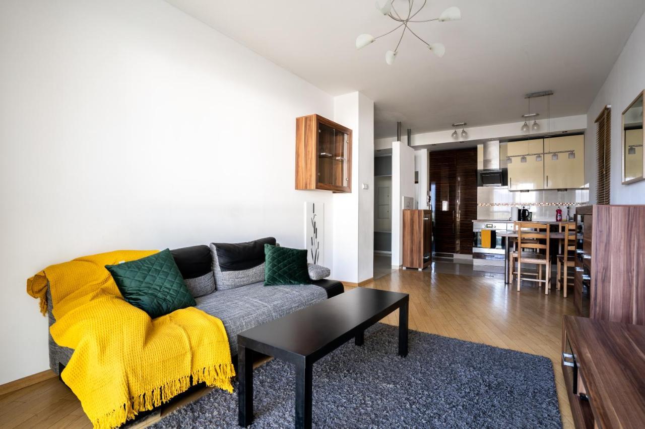 Apartment Apartament Platinum Towers - Golden - One Bedroom Warsaw