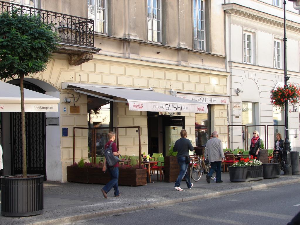 New World St And Private Hostel Warschau